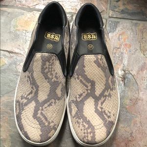 Ash slip on sneakers, snake skin, size 37